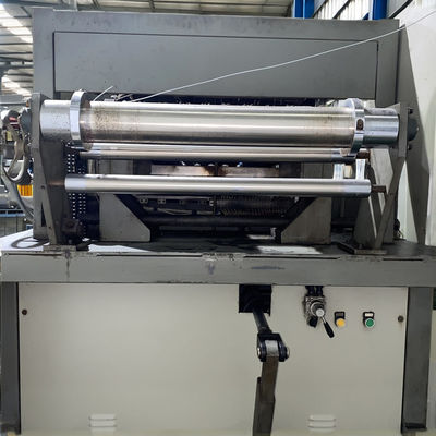 Maximizar a eficiência Máquina de termoformagem de plástico de 7000 kg com 180 mm de profundidade máxima de formação