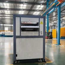 Máquina de termoformagem de plástico de PVC de 7000 kg com arrefecimento por água e profundidade máxima de formação 220 mm